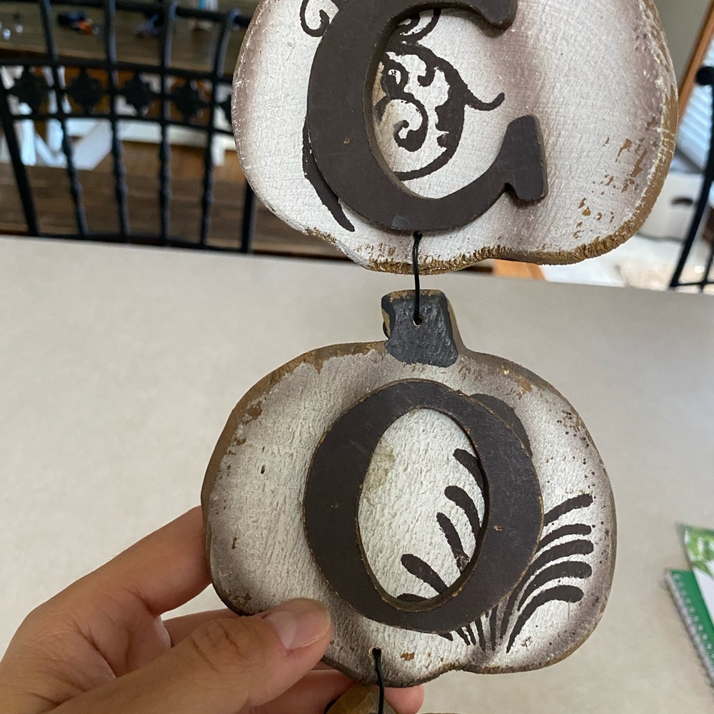 Rustic Fall Pumpkin Welcome Hanging Decor - Picture 7 of 9